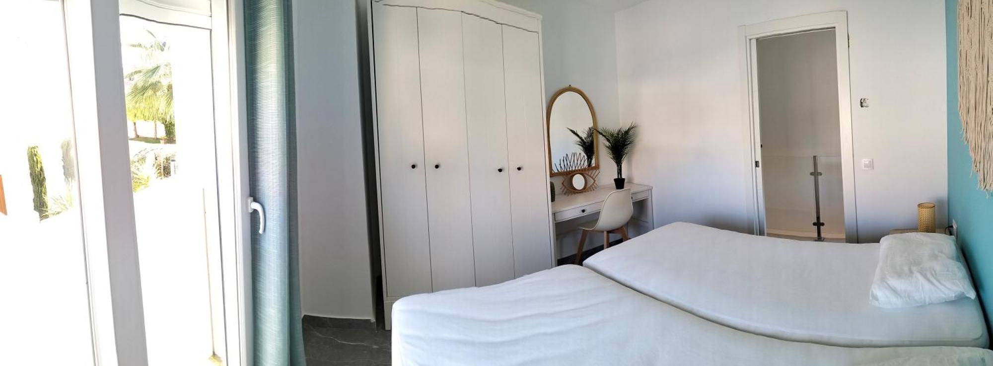 Villa Domicil De Luxe ตอร์เรเวียคา ภายนอก รูปภาพ